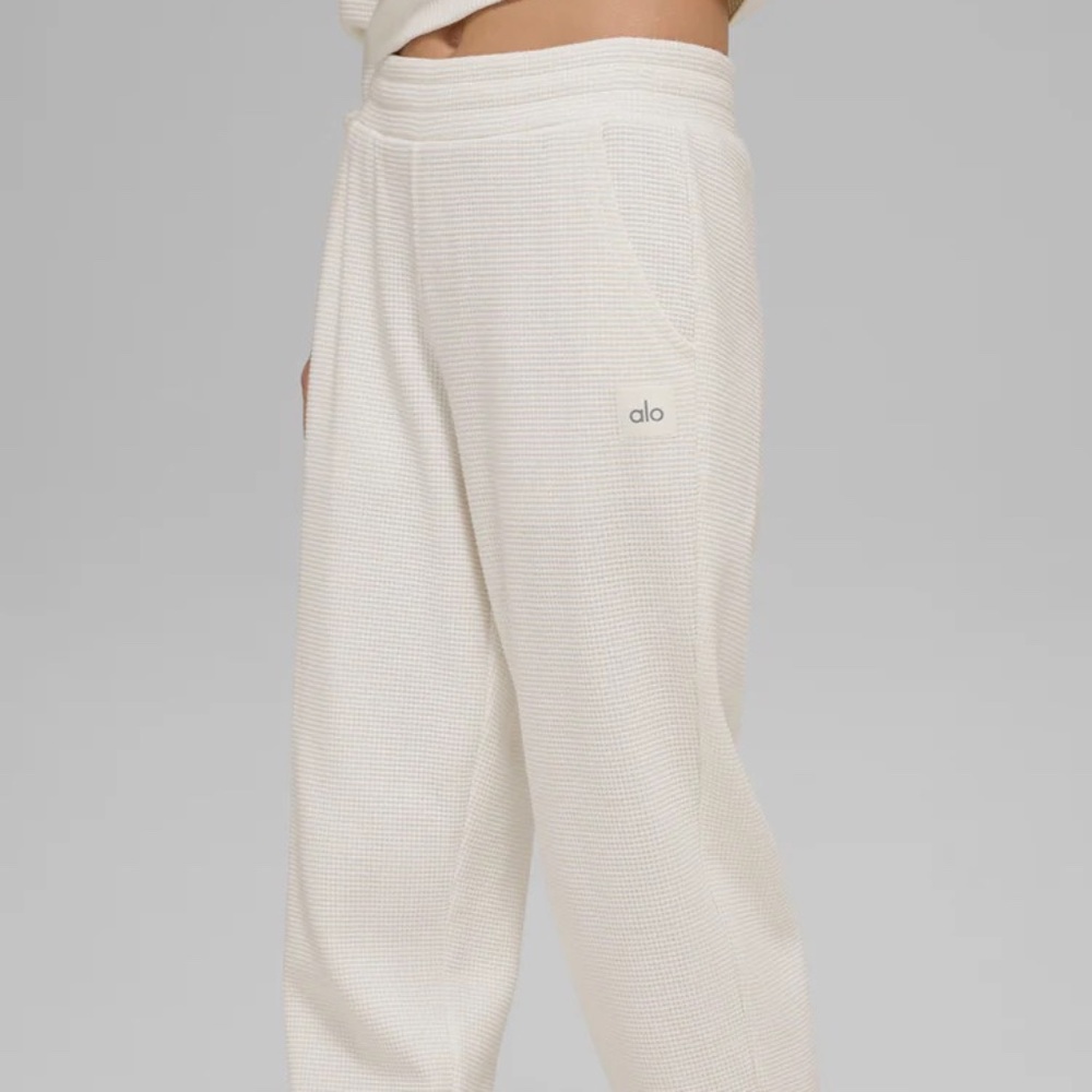 Alo Waffle Weekdend Escape Jogger